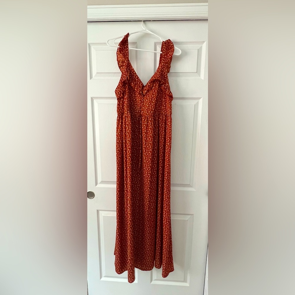 Women’s Orange Floral Lulus Maxi Dress, size Large